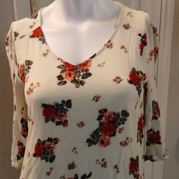 Rose Dress with Lace Detail Women's Small