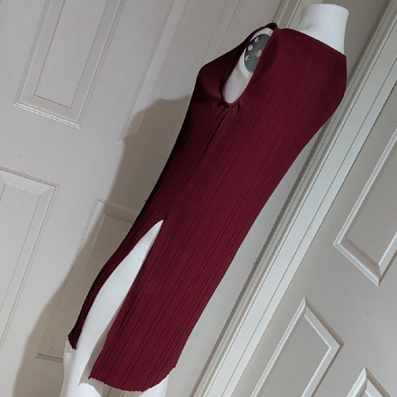 MaxMara Sleeveless Burgundy Midi Dress S