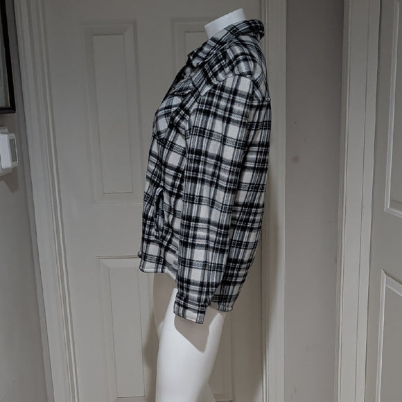 Sage Women's Black and White Plaid Fleece Button Down Shirt S