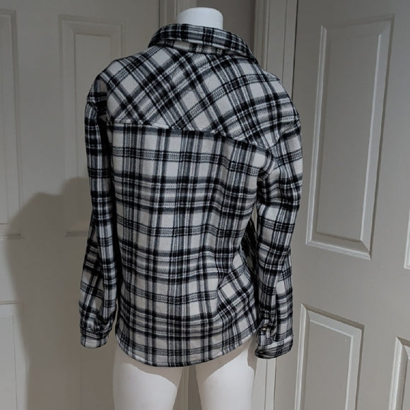 Sage Women's Black and White Plaid Fleece Button Down Shirt S