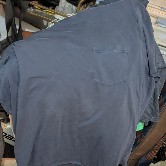 Men's Classic Dark Blue T-Shirt with Pocket XL