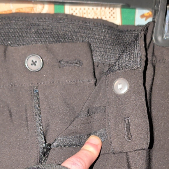 Greg Norman Men’s 4-Way Stretch Flat Front Lightweight Short, Black, Size- 38