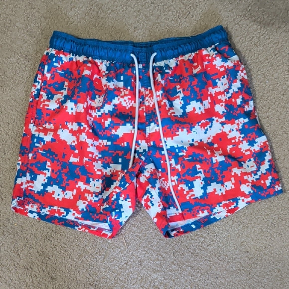 Vibrant Camo Swim Trunks for Men w/ Pockets L