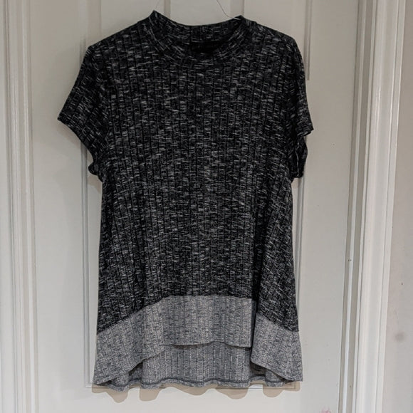 Almost Famous Charcoal and Light Gray Short Sleeve Tee XL