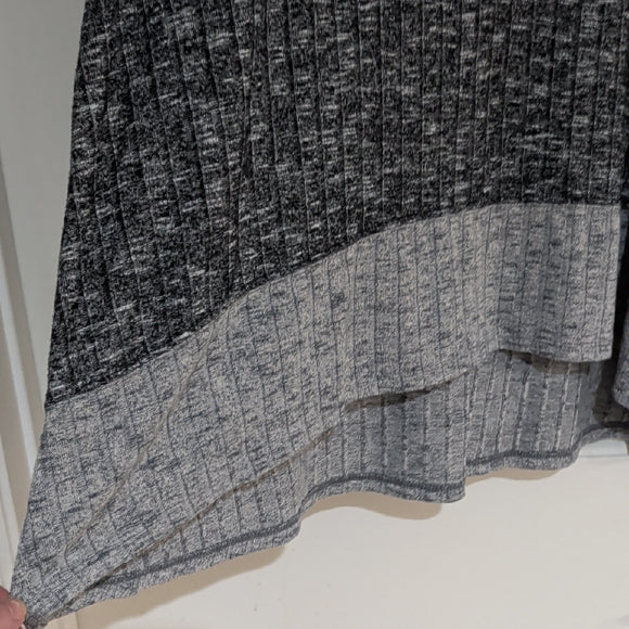 Almost Famous Charcoal and Light Gray Short Sleeve Tee XL