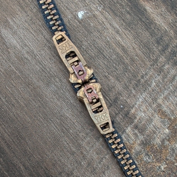 Stylish Zipper Bracelet in Blue and Gold