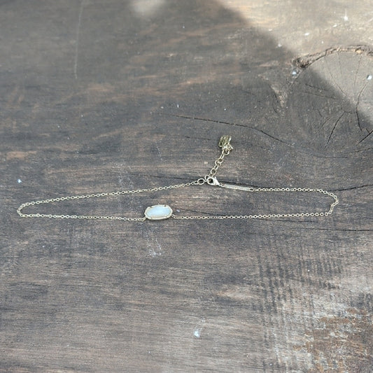 Kendra Scott Elisa 15'' Gold Pendant Necklace In White Opal Adjustable