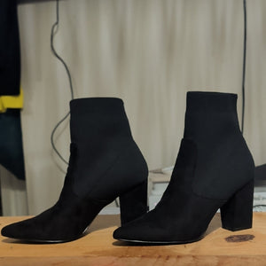 Steve Madden Chic Black Heeled Sock Boots I Women's 10