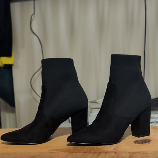 Steve Madden Chic Black Heeled Sock Boots I Women's 10