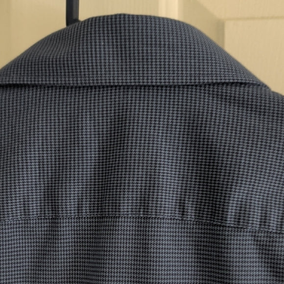 Michael Kors Classic Navy Button Down Shirt Men's Medium Slim Stretch