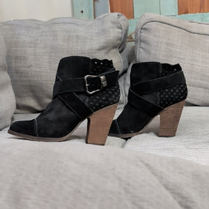 Elegant Black Ankle Booties with Buckle by Betsy Johnson Women's 9