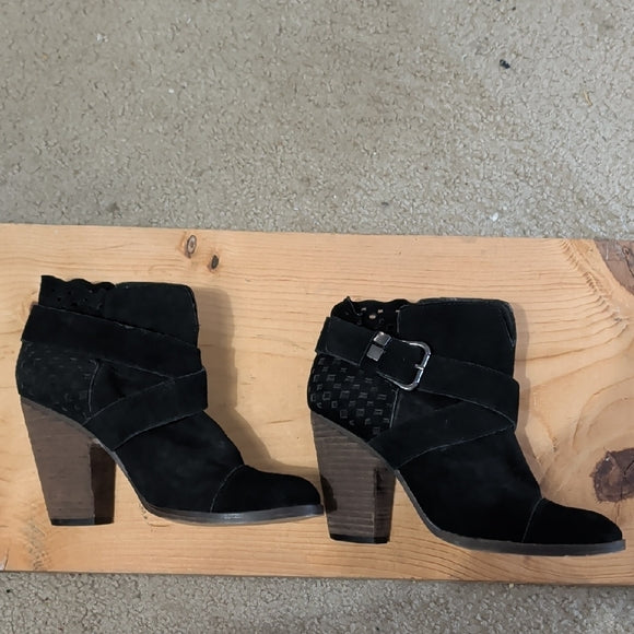 Elegant Black Ankle Booties with Buckle by Betsy Johnson Women's 9