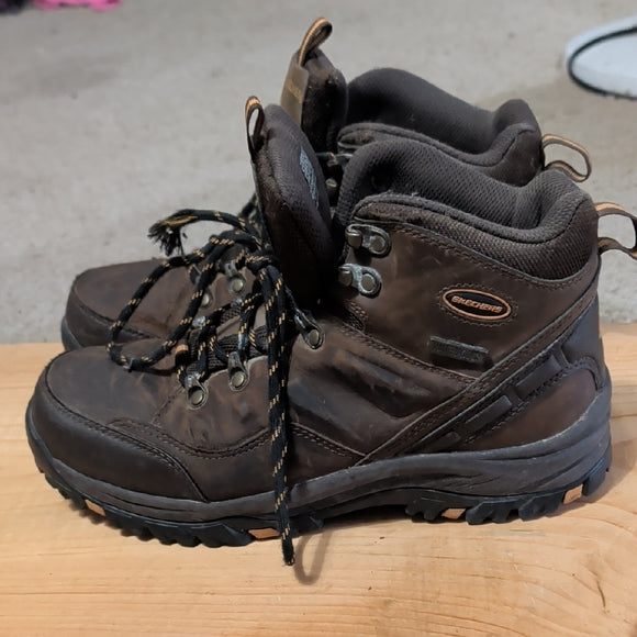 Skechers Women's Chocolate Brown Hiking Boots 7.5