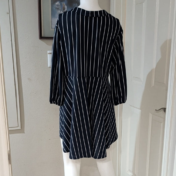 Chic Navy Blue Striped V-Neck Tunic Women's L/XL