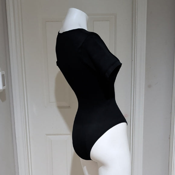 OQQ Chic Black Ribbed Women's Bodysuit Large