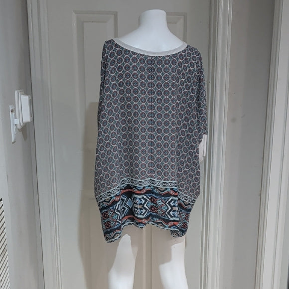 Bobeau Geometric Patterned Flowy Multicolored Blouse Women's Medium