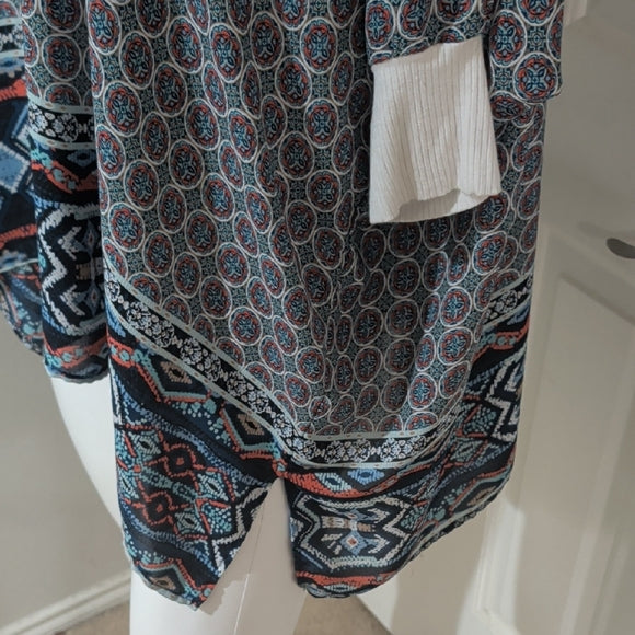Bobeau Geometric Patterned Flowy Multicolored Blouse Women's Medium