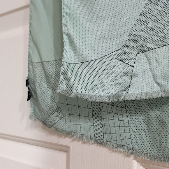 Memphis Milano Elegant Light Blue Geometric Italian Scarf 100% Silk