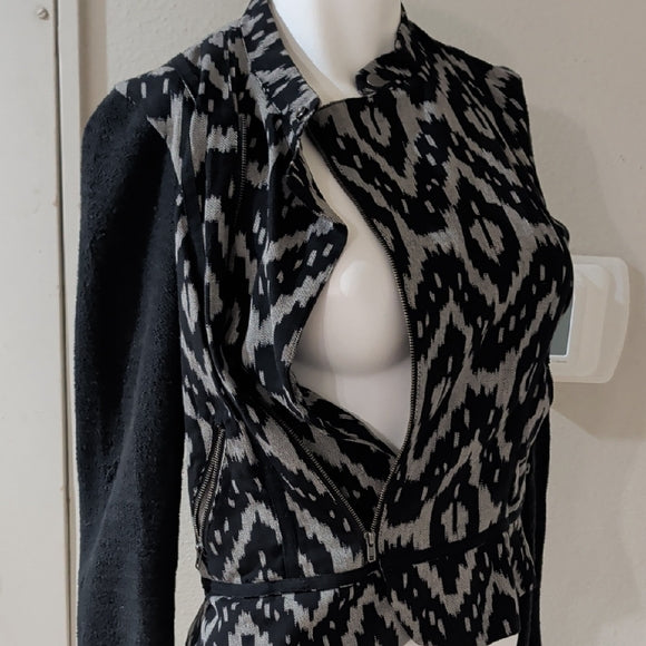 Chic Asymmetrical Black and White Patterned Blazer Women's Medium 100% Cotton