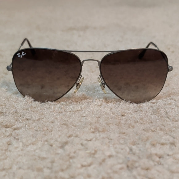Vintage Ray-Ban Aviators with Black Lenses and Silver Frame