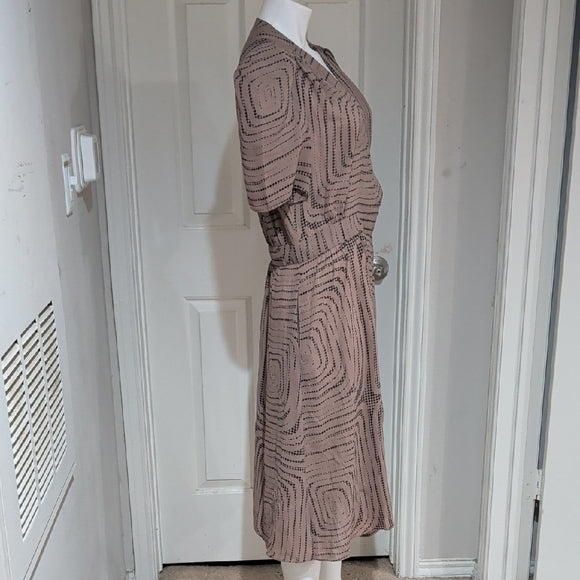 Vintage Chic Tan Patterned Midi Dress Women's Large