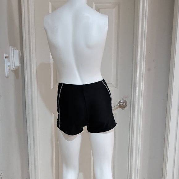 Black Performance Shorts with Elastic Waist Women's Large