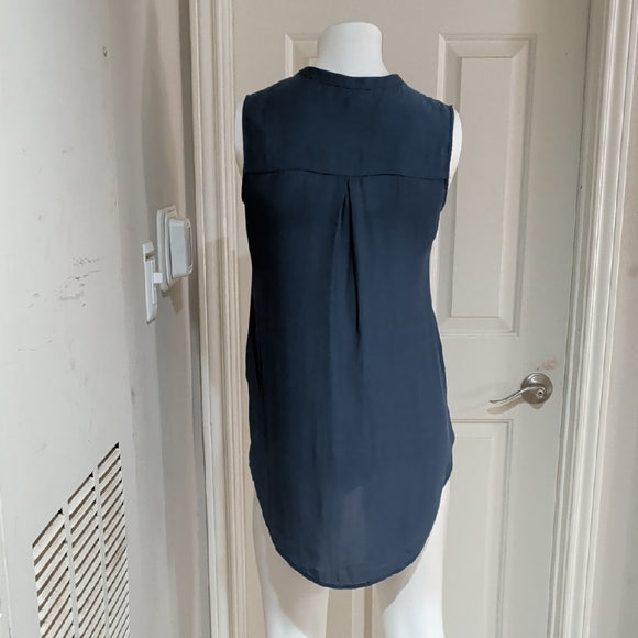 Sleeveless Ruffle-Front Blouse in Slate Blue by H&M Women's 6/Medium