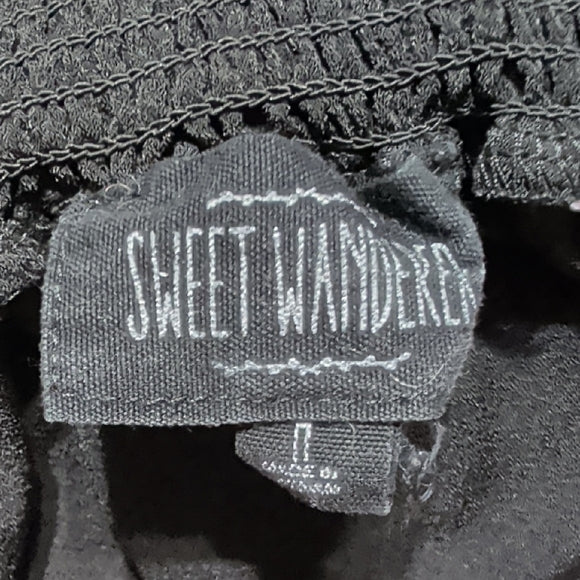 Sweet Wanderer Black Off-Shoulder Smocked Peplum Crop Top Women's Large