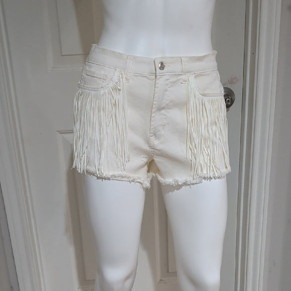 No Boundaries White Fringe Denim Shorts Women's 9 NWOT