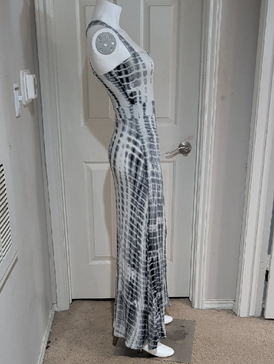 HYFVE Blue & White Tie-Dye High Slit Maxi Dress Women's Medium