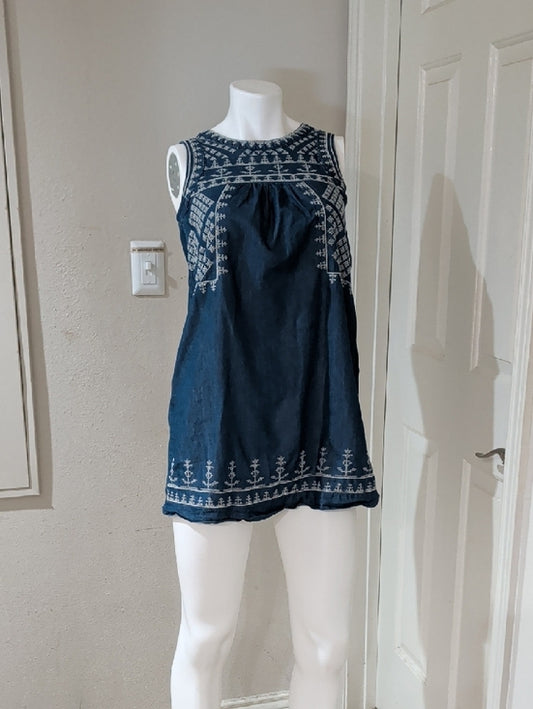 Romeo & Juliet Couture Navy Blue Top with White Embroidery Women's XS