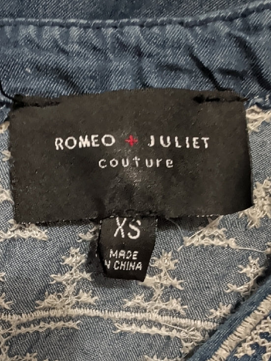 Romeo & Juliet Couture Navy Blue Top with White Embroidery Women's XS