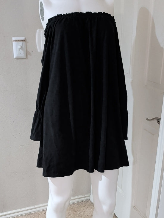 Very J Black Off-Shoulder Velveteen Mini Dress Women's Medium