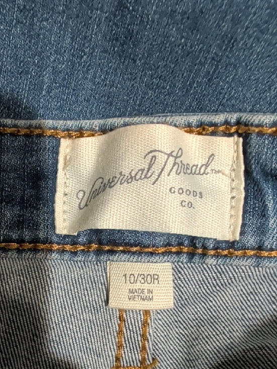 Universal Thread Cropped Tapered Jeans in Medium Blue Women's 10/30R
