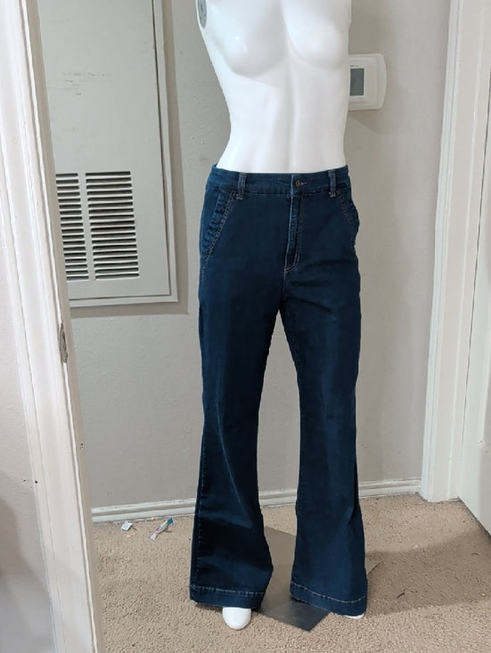 Sofia Jean by Sofia Vergara Stylish Dark Blue Flared Jeans Women's 8