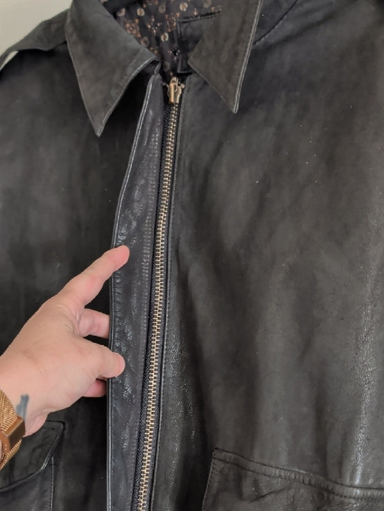 Vintage Black Leather Bomber Jacket with Ribbed Cuffs Men's XL
