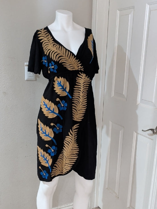 Pink and Silver Black Floral Embroidered Wrap Midi Dress Women's Medium