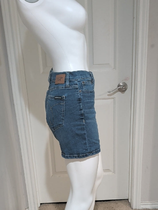 Calvin Klein Jeans Mid-Rise Washed Blue Denim Shorts Women's 25