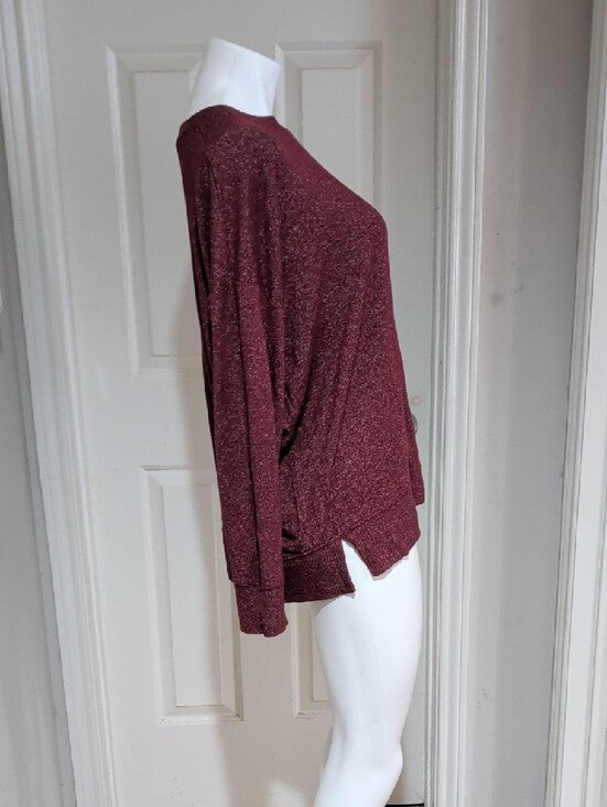 Time and Tru Women's Wine Long-Sleeve Top size Medium