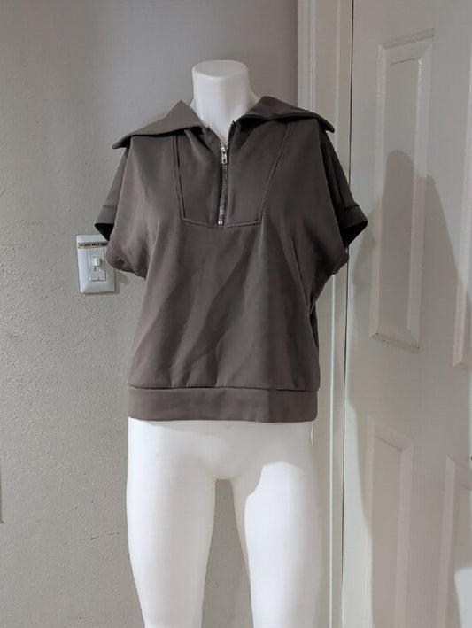Women's Taupe Half-Zip Short Sleeve Collared Top Cropped Women's Large