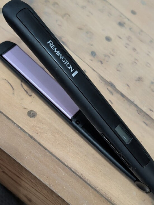 Remington Black Flat Iron with Pink Ceramic Plates