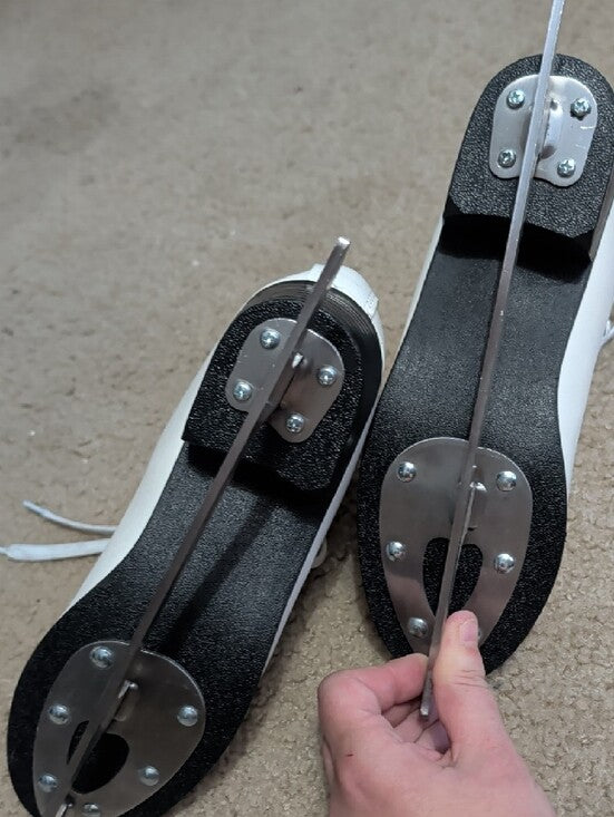 American White Figure Ice Skates with Silver Blades Women's 7