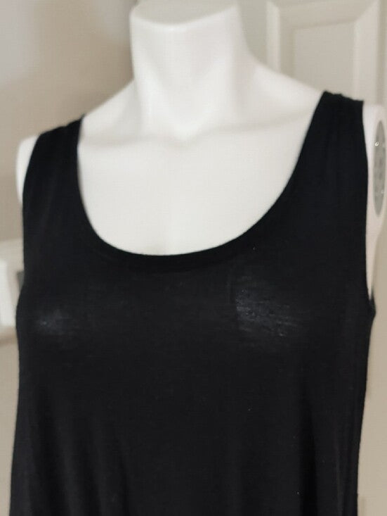 Isaac Mizrahi Black Scoop Neck Flow Tank Women's Small