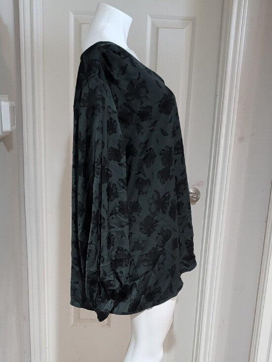 Ava & Viv Dark Green Floral Blouse Women's 4X