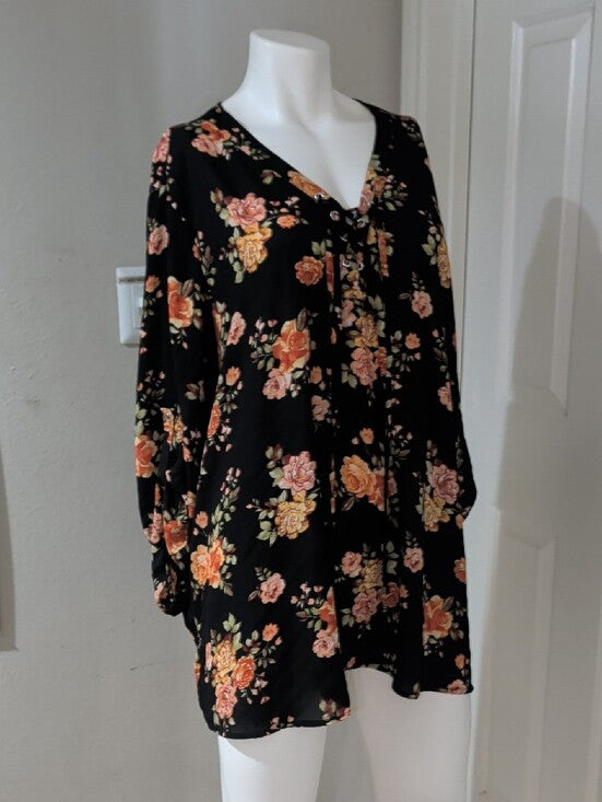 Rue 21 Black Floral Lace-Up Tunic Blouse Women's 4X