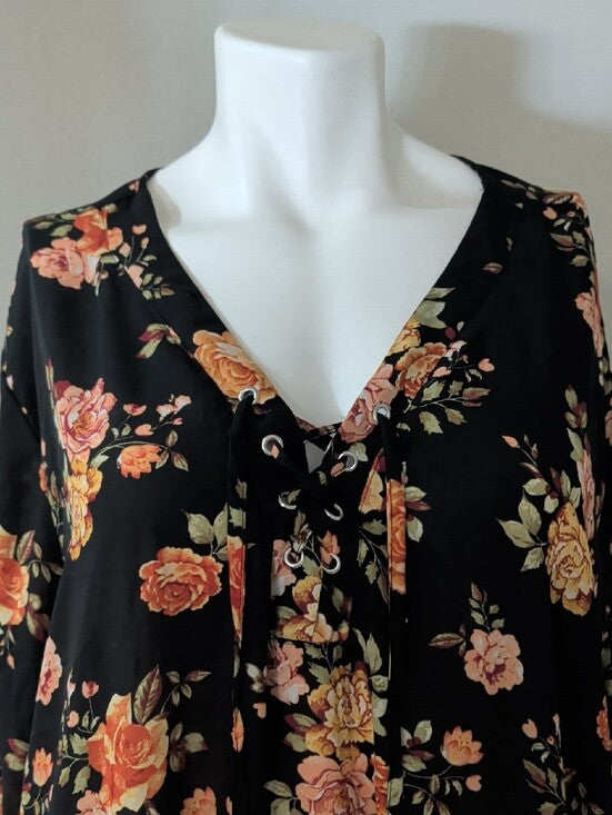 Rue 21 Black Floral Lace-Up Tunic Blouse Women's 4X