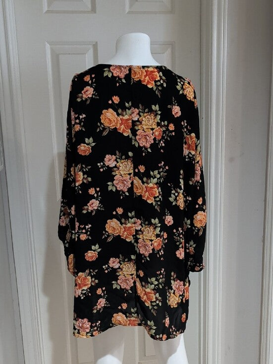 Rue 21 Black Floral Lace-Up Tunic Blouse Women's 4X