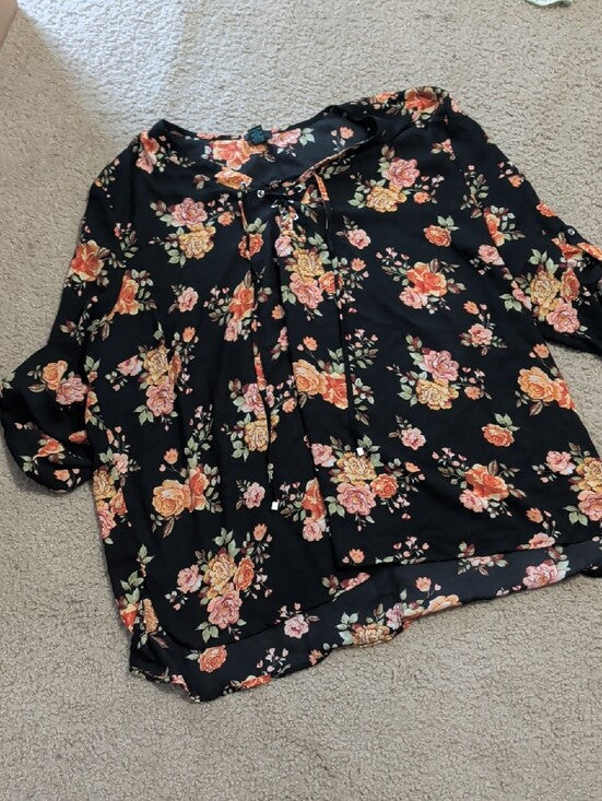 Rue 21 Black Floral Lace-Up Tunic Blouse Women's 4X