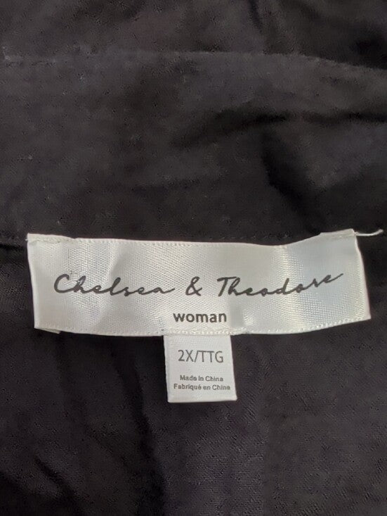 Chelsea & Theodore Black Tunic with White Embroidered V-Neck Women's 2XL