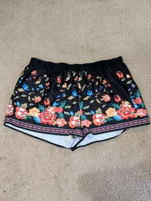 SHEIN Black Floral Border Athletic Shorts Women's 4XL